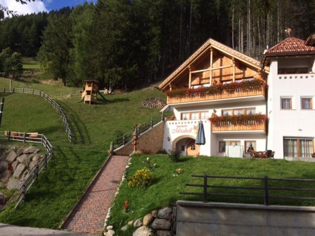 Apartments Mirabell Livinallongo Del Col Di Lana Exterior photo
